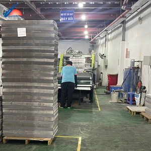 Vietnam High-Quality Apparel Paper <b>Packaging</b> - Simple <b>and</b> Modern <b>Design</b> - Perfect for Sustainable Fashion Brands Worldwide - Product Image 5