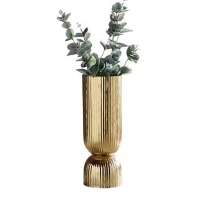 H.M.A Handicrafts Vase à fleurs en fer côtier fait à la main avec design floral de plage Résistant à la rouille et écologique - Product Image 6