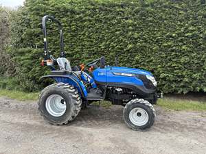 Tractor Compacto Multifuncional Solis 26 SOILS Azul 4WD, Tractor de Jardín con Transmisión por Engranajes, Alto Nivel de Seguridad, Tractor de Ruedas - Product Image 5