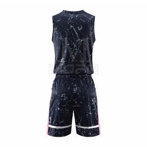 Uniformes de basket-ball unisexe à séchage rapide Nouveau style de shorts en polyester imprimés classiques Ensemble d'entraînement pour adultes avec logo personnalisé - Product Image 3