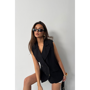 Chaleco de Lino Negro para Mujer con Botones Dorados, Elegante - Product Image 4