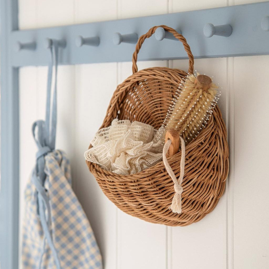 basket desgin on wall