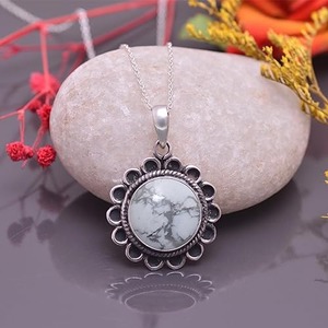 Colgante de Howlite hecho a mano al por mayor, colgante de joyería fina de piedras preciosas de Plata de Ley 925 con sello de joyería de plata 925 - Product Image 2