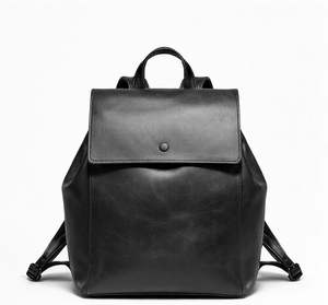 Sac à dos en cuir véritable noir avec poche à rabat et coutures renforcées, design confortable et sécurisé - Product Image 1