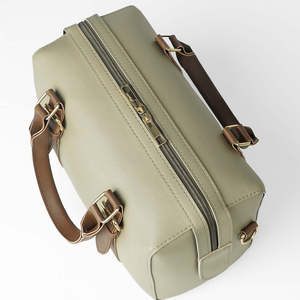 Sacs fourre-tout en cuir d'origine tissés à la main de couleur personnalisée pour femmes fermeture à glissière en cuir de qualité supérieure 100% - Product Image 3