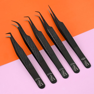 Nouvel arrivage : Pince à épiler individuelle en acier inoxydable à pointe en fibre pour extensions de cils, outil pour faux cils avec poignée diamantée à 45 degrés - Product Image 1