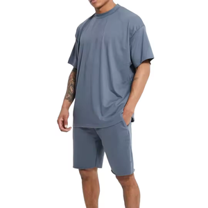 Ensemble de vêtements pour hommes T-shirt et short d'été 2026 Nouveau T-shirt à manches courtes ample pour hommes et short Ensemble de deux pièces - Product Image 1