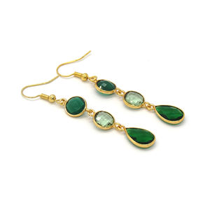 ต่างหูห้อยประดับพลอยหลากสีสไตล์โบฮีเมียนทำมือ |   หยกเขียว อเมทิสต์เขียว มรกต |   ชุบทอง 18K ปราศจากนิกเกิล - Product Image 5
