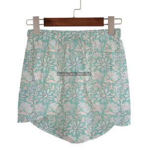 Shorts Cruzados con Estampado de Bloques para Mujer, Ropa de Verano Informal, Shorts Cruzados de Algodón con Estampado de Bloques, Colección Playa, Estilo Baby Doll - Product Image 4