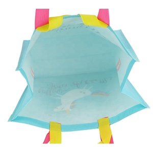 Bolsa de Compras de Tela No Tejida con Diseño Personalizable, Asas Resistentes y Múltiples Tamaños - Product Image 4