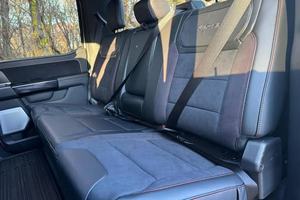 FORD F-150 RAPTOR R 2024 d'occasion, conduite à gauche/droite - Product Image 2