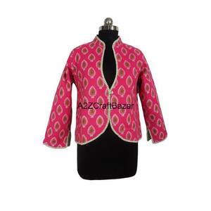 Chaqueta Acolchada de Algodón para Mujer, Otoño-Invierno, Tejida con Rayas Verdes y Estampado Floral, Kimono Hecho a Mano, Transpirable, con Botones - Product Image 1