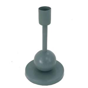 Portavelas rústico de metal vintage, ideal para interiores inspirados en granjas, agrega encanto a cualquier decoración del hogar - Product Image 1