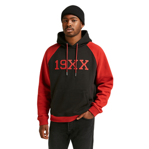 Sweat à capuche noir KAP année de fondation, manches raglan rouges, mélange de coton, vêtements de fraternité grecque, Divine Nine HBCU Greek - Product Image 1