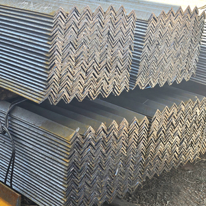 Profesional 100x100x5 Q235 35mm Acero al carbono ranurado Galvanizado Barra de acero estructural de ángulo igual para doblar y soldar - Product Image 6