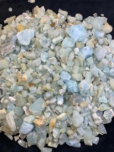 คริสตัลอะความารีนดิบจากสการ์ดู ไม่ผ่านการแปรรูป หินธรรมชาติจากปากีสถาน สำหรับทำเครื่องประดับ บำบัดรักษา คอลเลคชั่นสีขาว น้ำหนัก 500 กรัม - Product Image 5