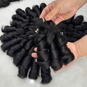 Boucles rebondissantes naturelles noires à donneur unique Super Double Bundles Tissage de cheveux de style Fumi vietnamien avec des extrémités dessinées simples - Product Image 6