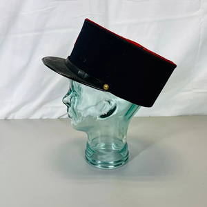 Sombrero Kepi clásico vintage hecho a medida con logotipo de metal bordado, gorras de béisbol clásicas ajustables suaves y cómodas - Product Image 4