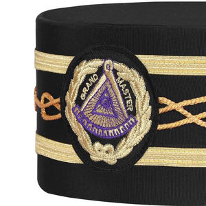 Gorro de Corona de Alta Calidad para Logia Masónica Azul, Negro con Emblema y Corona Dorados, Cinturón Ajustable, Nuevo, Gorro de Ceremonia - Product Image 4