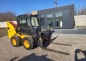 Minicargadora diésel usada 333G con orugas y PLC en stock ¡Compre ahora a precio económico! - Product Image 2