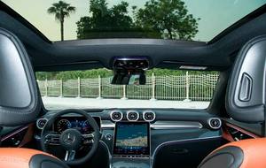 NUEVO 2026 GLC 200 Coupé 4Matic Blanco, Motor de 4 Cilindros (299hp), Combustible Gasolina, Transmisión Automática, Volante a la Izquierda - Product Image 3