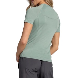 Nouveau T-shirt pull-over pour femme avec logo personnalisé, effet délavé, coupe ajustée, fabriqué par des professionnels - Product Image 2