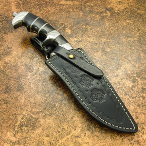 LAME EN ACIER INOXYDABLE DE BRICOLAGE À LA MAGNIFIQUE COUTEAU DE CHASSE DE LUXE AVEC GAINE EN CUIR par Knives Maker - Product Image 6