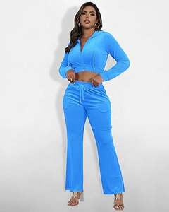Breathable Customizable <b>Velour</b> 2 Pcs Women's Tracksuits Sets Yoga Workout Gym Slim Fit Velvet Warm Sweat Suits With Crop <b>Hoodie</b> - Product Image 5