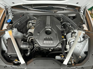 Vehículo deportivo usado en buen estado, transmisión manual de 6 velocidades, motor turbo de 4 cilindros - Product Image 5