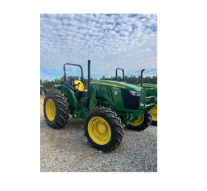 Tractor agrícola utilitario John Deere 554wd con dirección suave y motor potente en venta a bajo precio - Product Image 6