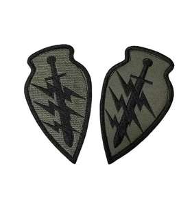 Banda de Servicio de 3 Barras con Chevron de los Marines Reales - Product Image 6