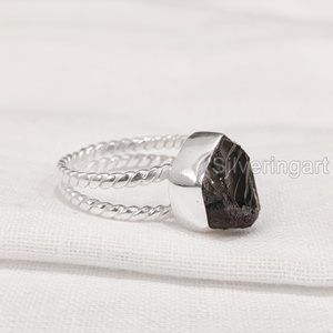 Bague pour femme en pierre brute, quartz fumé naturel, double bande torsadée, en argent sterling 925, pour mariage et Noël - Product Image 1
