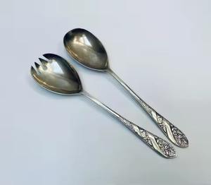 Ensemble de couverts de cuillères à salade de serveur en acier inoxydable conçu de haute qualité pour l'utilisation de restaurant à domicile outils de cuisine de qualité - Product Image 4