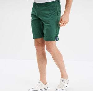 Shorts chino en toile décontractés polyvalents pour hommes en beige olive avec coupe classique, coutures renforcées, écologiques - Product Image 2