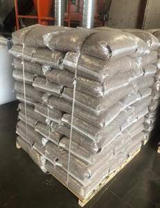 Pellets de madera en forma de briquetas, color marrón, alto contenido calórico, baja humedad, combustible con 0.8% de cenizas, densidad de 750 kg/m³, diámetro de 6 mm, para calefacción de estufas. - Product Image 5