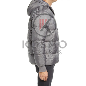 เสื้อแจ็คเก็ตพัฟเฟอร์ฤดูหนาวคุณภาพสูงสำหรับผู้ชาย ดีไซน์ใหม่ทันสมัย มีฮู้ด โลโก้ด้านหน้า บริการ OEM - Product Image 3