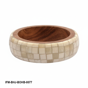 Brazalete Artesanal de Mosaico de Cuerno Natural con Forro de Madera Sostenible, Brazalete Elegante de Estilo Bohemio y Étnico para Mujer - Product Image 4