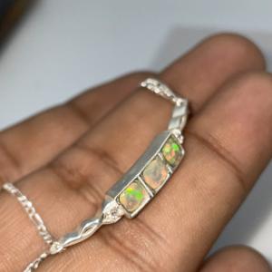 Pendentif de style vintage en argent sterling 925 avec opale éthiopienne et pierres précieuses en laiton plaqué breloques chrétiennes pour enfants - Product Image 3