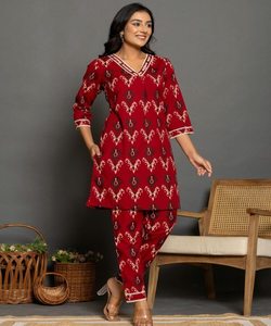 Robes pour femmes pakistanaises tenues pour femmes filles prêtes à l'emploi tenues décontractées vintage ensemble de coordination unique - Product Image 3