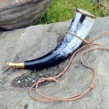 ROYAL NATURAL CRAFT Cuerno para beber de búfalo natural Tallado Animal Estilo Cuerno en polvo Correa de cuero de alta calidad para decoraciones - Product Image 5