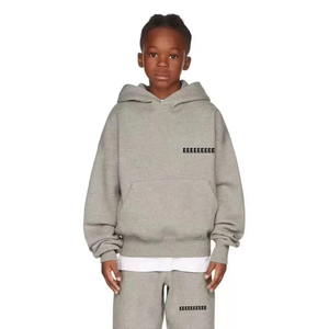 Sweat à capuche pour garçons Double ligne de marque classique Design de luxe avant et arrière en peluche lettre à capuche High Street enfants Shorts ensemble - Product Image 2