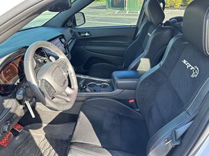 Impresionante Dodge Durango SRT Hellcat 2021 con Motor V8 Supercargado, Tracción en las Cuatro Ruedas y Asientos en la Tercera Fila - Product Image 4