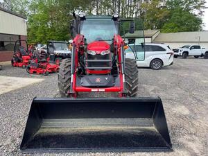 Tractor Agrícola Massey Ferguson 4707 4x4 Diésel 2025 con Cargador Frontal 931X, Motor de 60HP, Caja de Cambios y Bomba, Pocas Horas, Cabina con Aire Acondicionado - Product Image 5