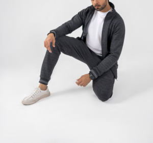Ensemble sweat-shirt et pantalon surdimensionné en coton 100% pour homme, logo brodé personnalisé, streetwear confortable, vente en gros - Product Image 5