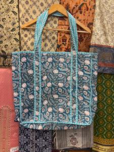 BOLSO DE TODO Acolchado Algodón Estampado a mano Reversible Bolso grande Compras Jhola Every Day Bag Ecológico Uso diario - Product Image 2