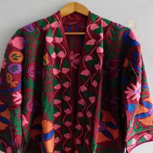 Veste d'hiver en coton brodé Suzani Veste Kimono longue pour femme Veste grande taille style bohème Suzani Robe - Product Image 2