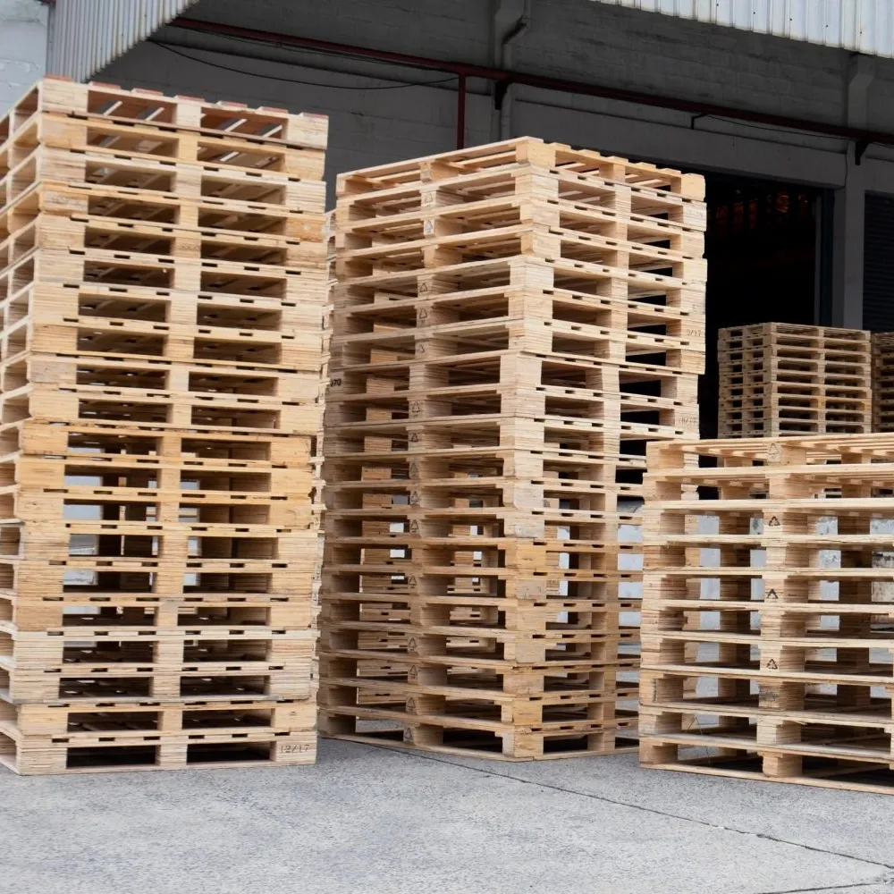 Miglior prezzo all'ingrosso in legno massello magazzino Pallet legno di pino Epal legno Pallet europeo