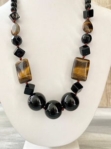 Collar con colgante de resina minimalista, líneas limpias y diseño estético natural para uso diario o regalos reflexivos - Product Image 2