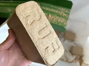 Briquettes de bois de chêne RUF, diamètre 6 mm, humidité 5 %, densité 5 %, 4800 cendres, briquettes de bois de haute qualité - Product Image 6