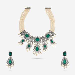 Women's Green Zircon Flower Shape Zinc Alloy Necklace 187180 Elegant <b>Wedding</b> <b>Accessory</b> with Dazzling Zircon Stones - Product Image 1